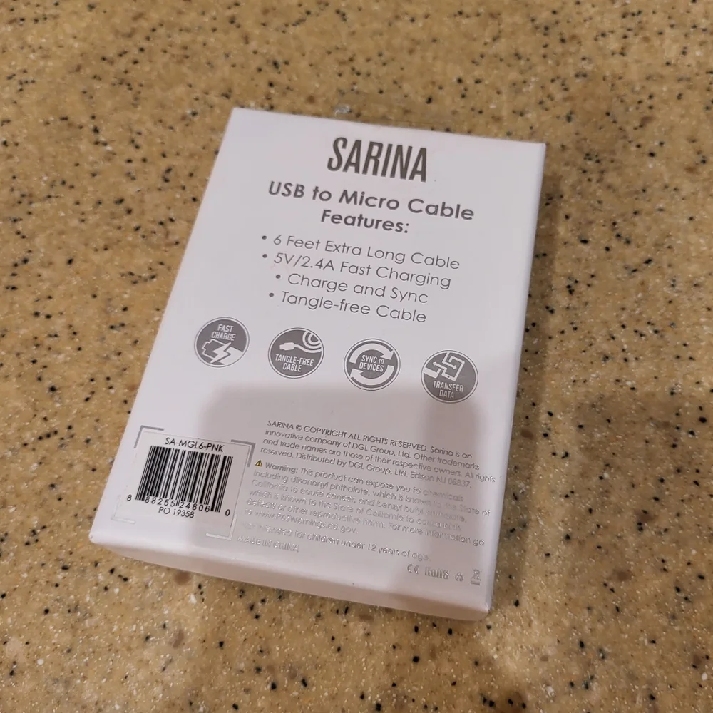NWT Sarina USB to Micro Cable Fast Charge Six Feet Long